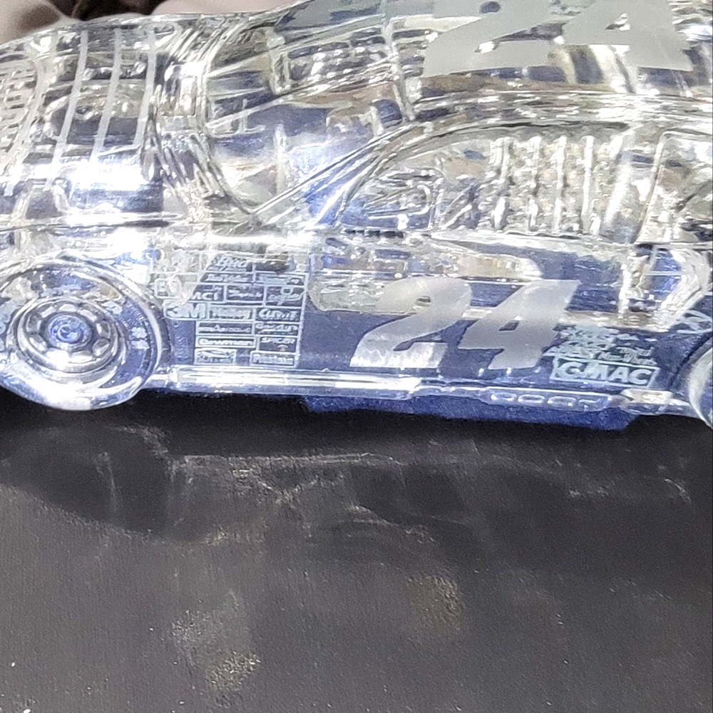 Jeff gordan Limited Edition-24 Dupont Finishes crystal 1999